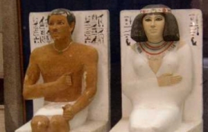 Estatua del príncipe Rahotep y la princesa Nofret